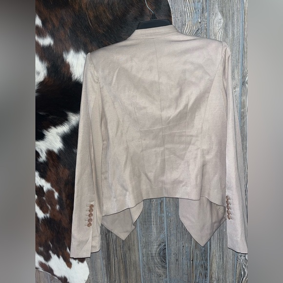 BCBGMaxAzaria size small nwot tan pumice draped front blazer jacket - Picture 5 of 5